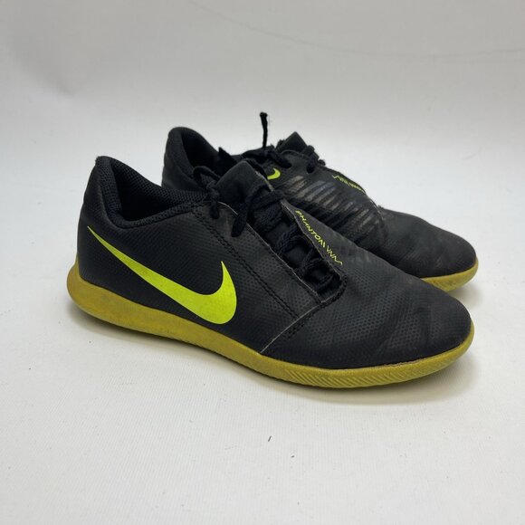 Nike Jr Phantom Venom Club IC indoor soccer shoes black/volt AO0399 007 Size 2Y - Picture 1 of 13